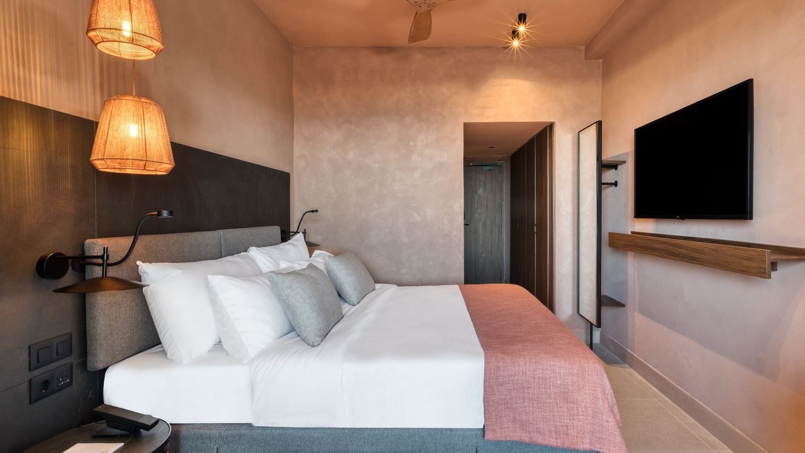 rooms-inland-retreat