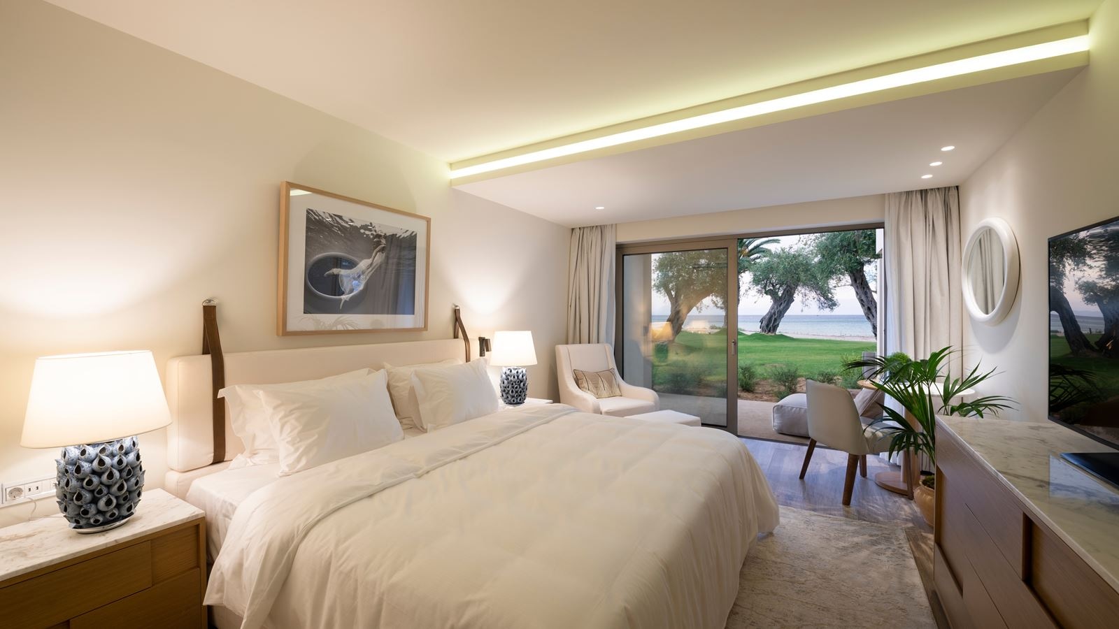 rooms-emerald-retreat-beachfront