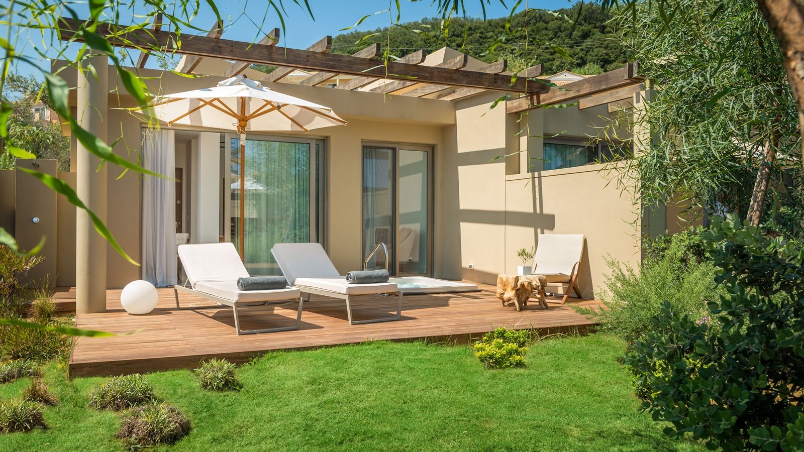 rooms-pavilion-retreat-sea-view-with-outdoor-jacuzzi