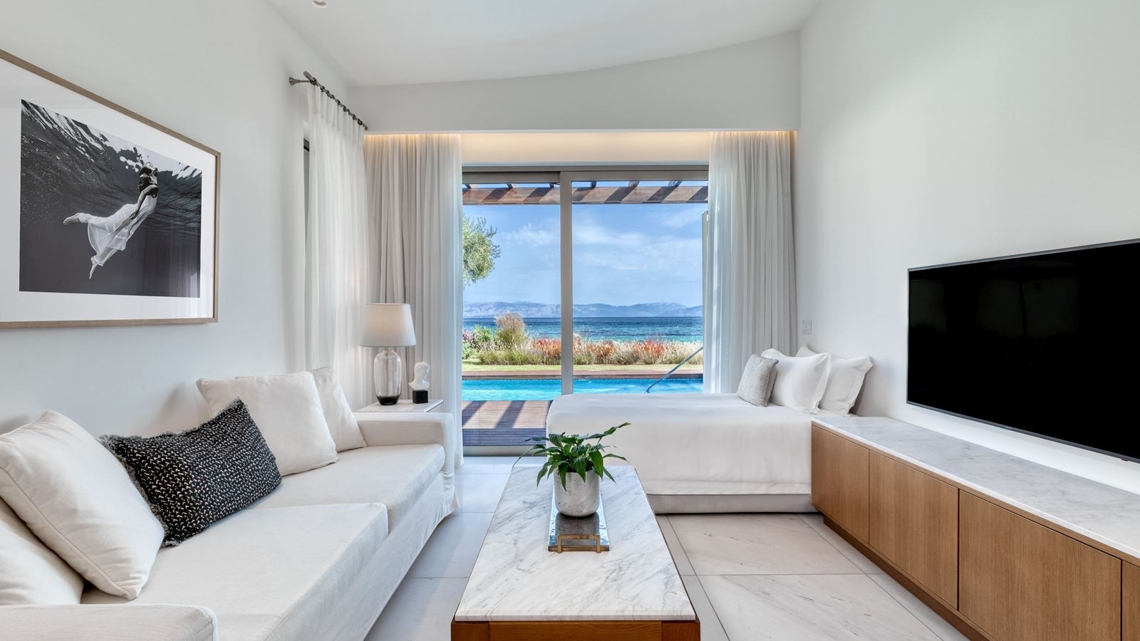 rooms-pavilion-suite-sea-view-with-jacuzzi-and--private-pool