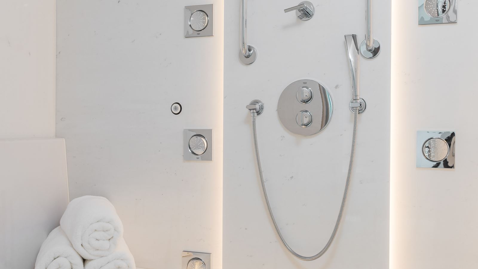 rooms-hrh-pearl-pearl-villa-sv