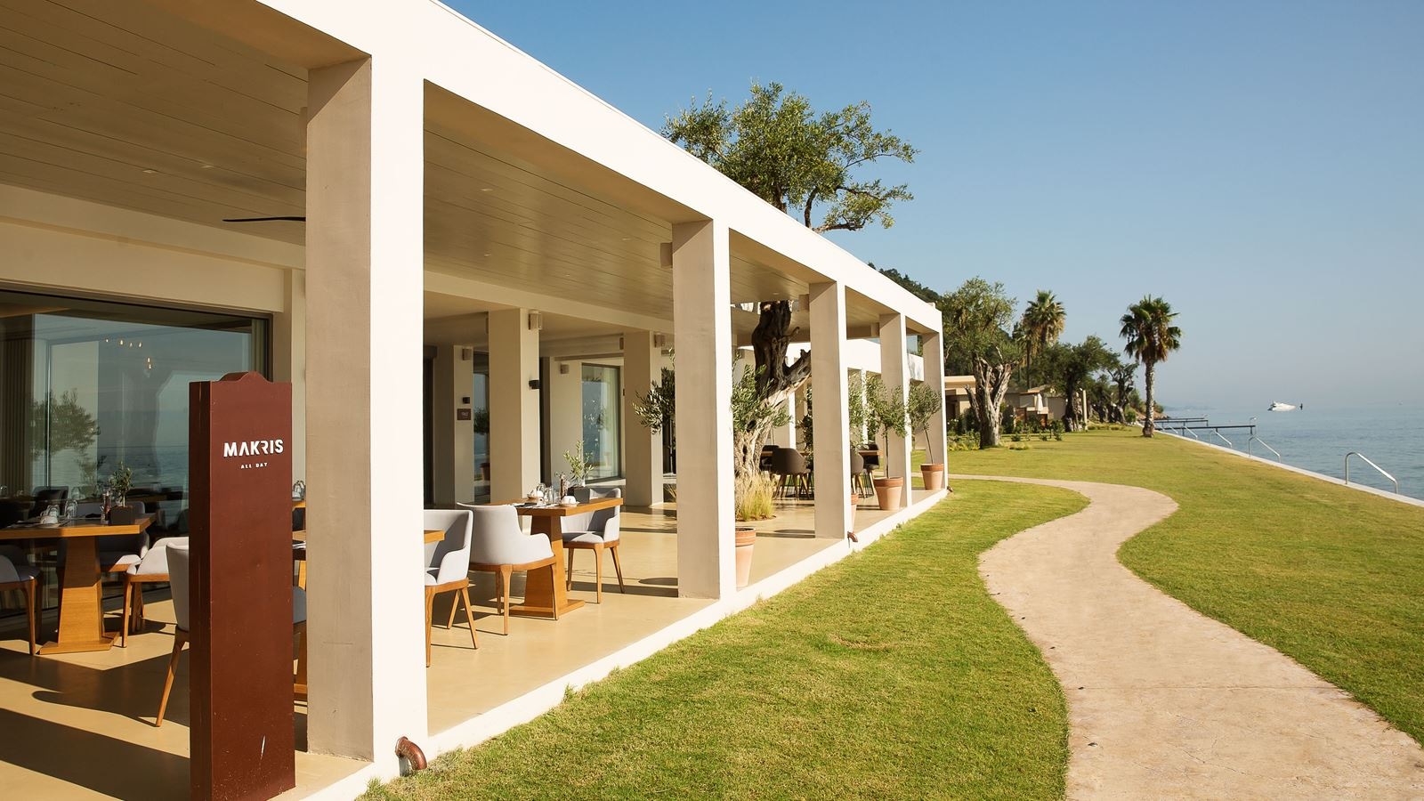 restaurants-makris-gastronomy-restaurant