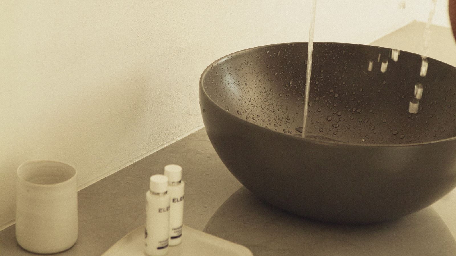 rooms-opal-suite-sea-view