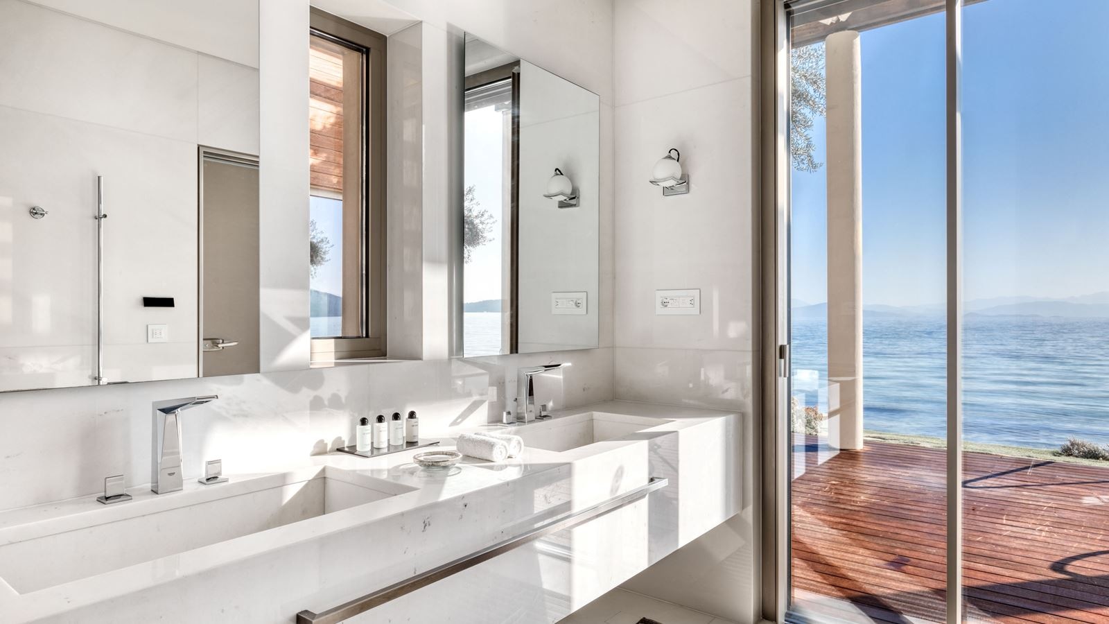 rooms-hrh-ivory-villa-sv