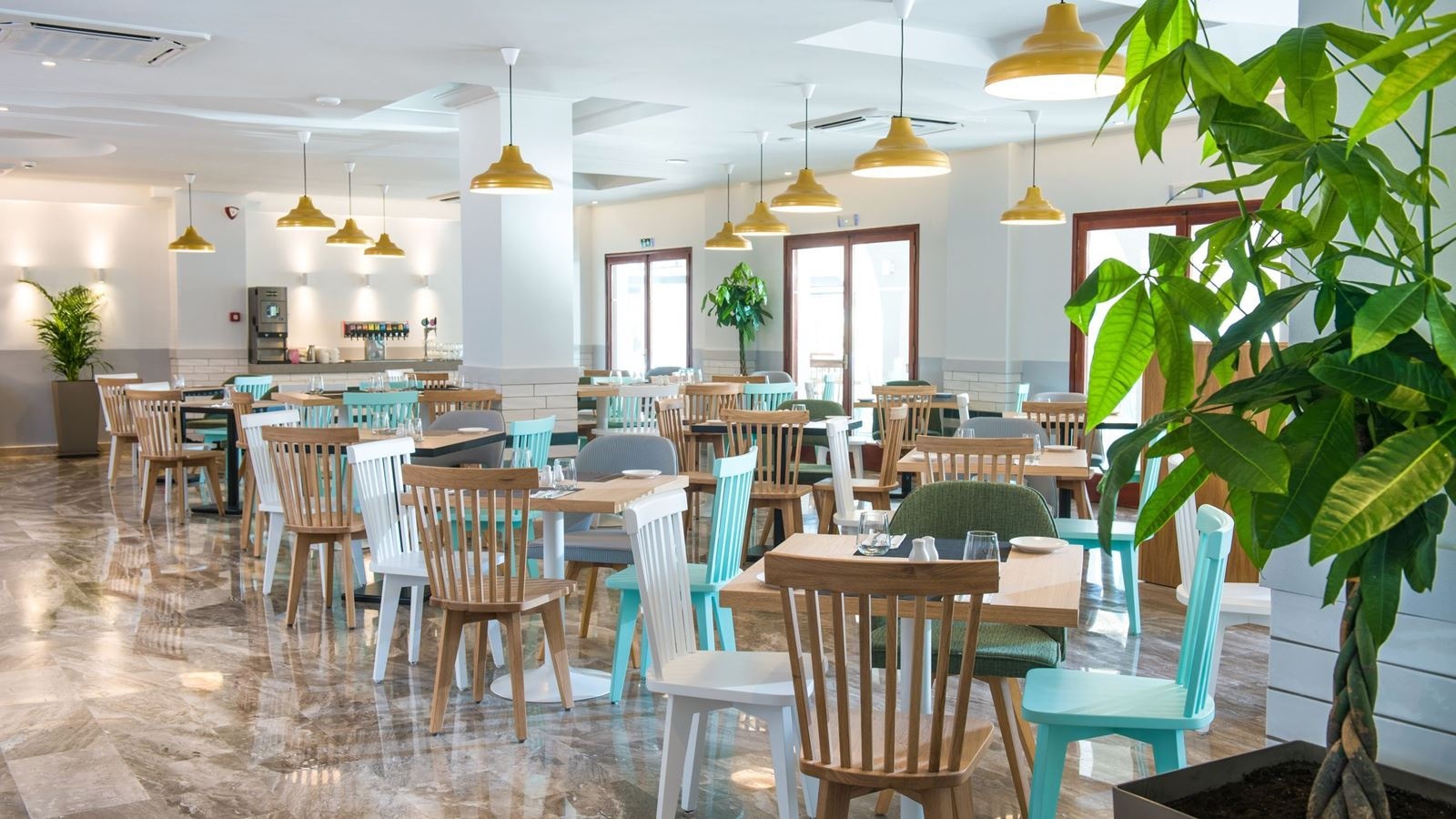 restaurants-main-building