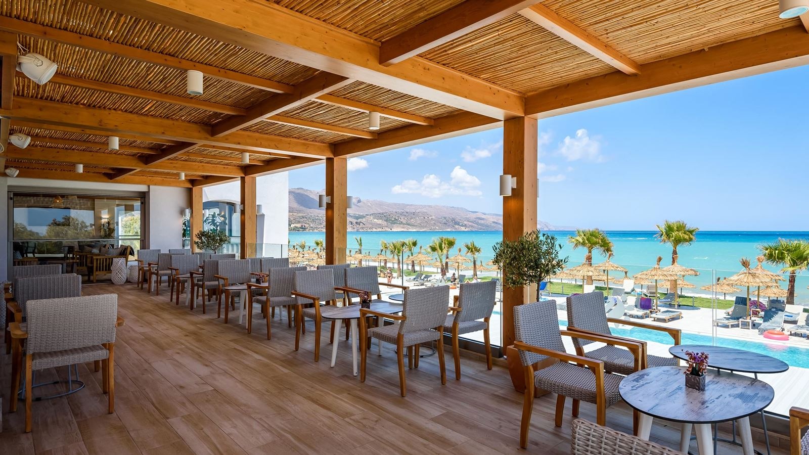 restaurants-main-building