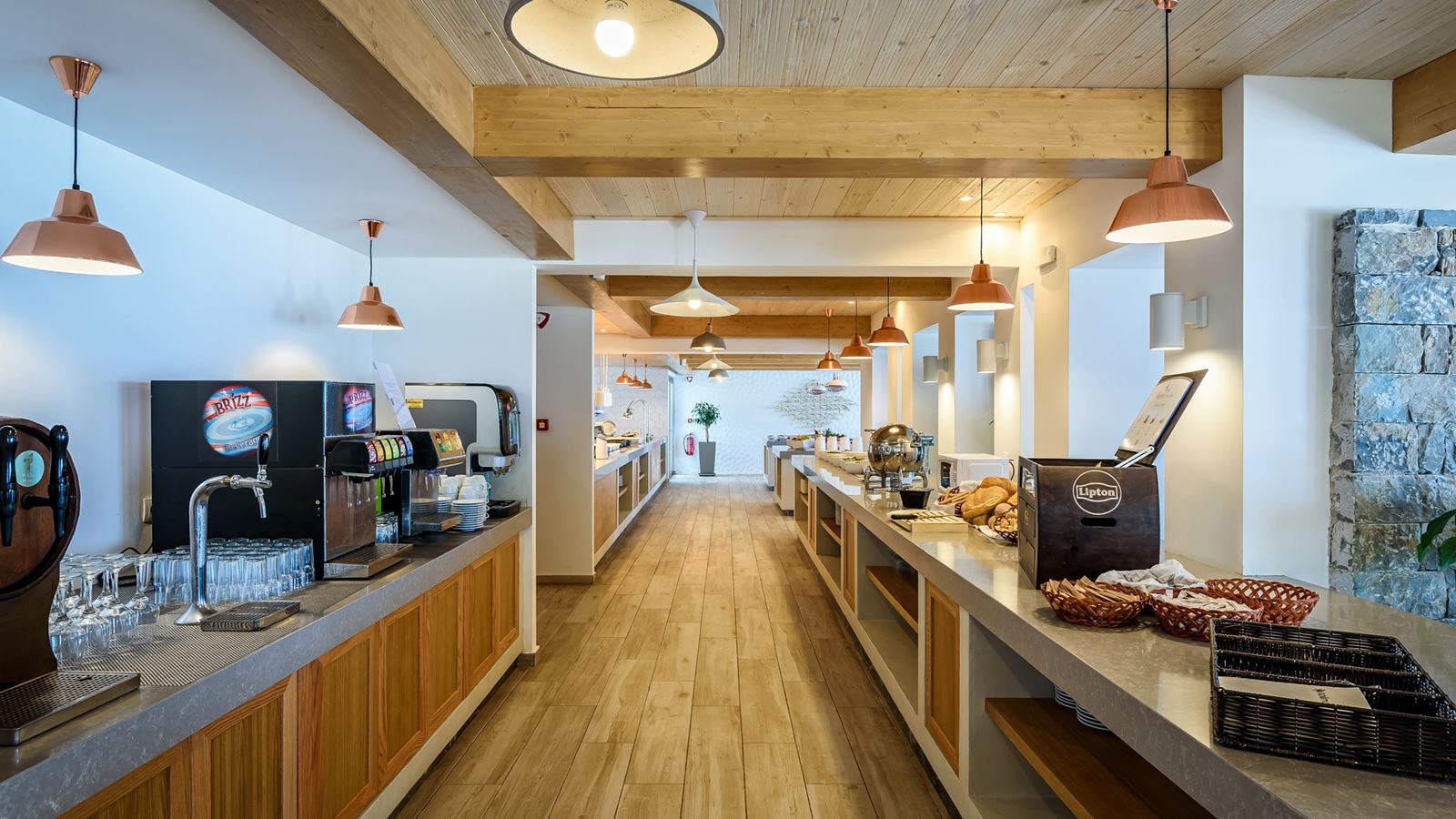 restaurants-main-building