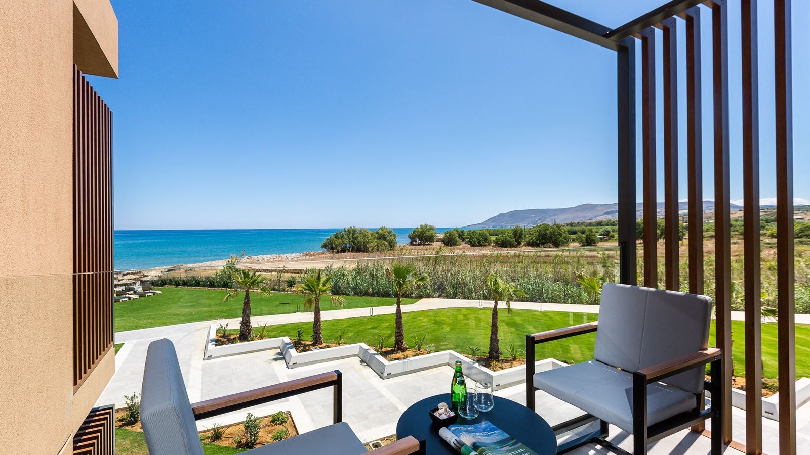 rooms-standard-room-with-sea-view