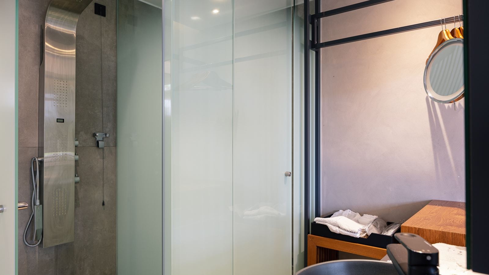 rooms-superior-room-garden-level-with-outdoor-jetted-tub