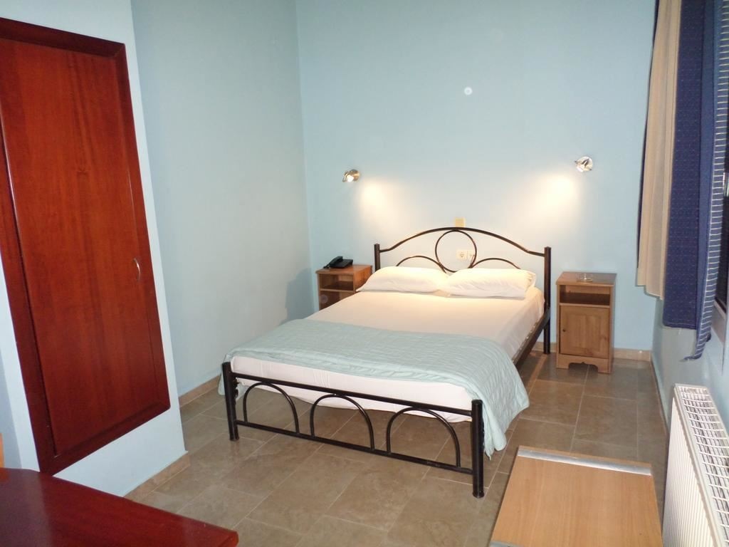 rooms-triple-standard