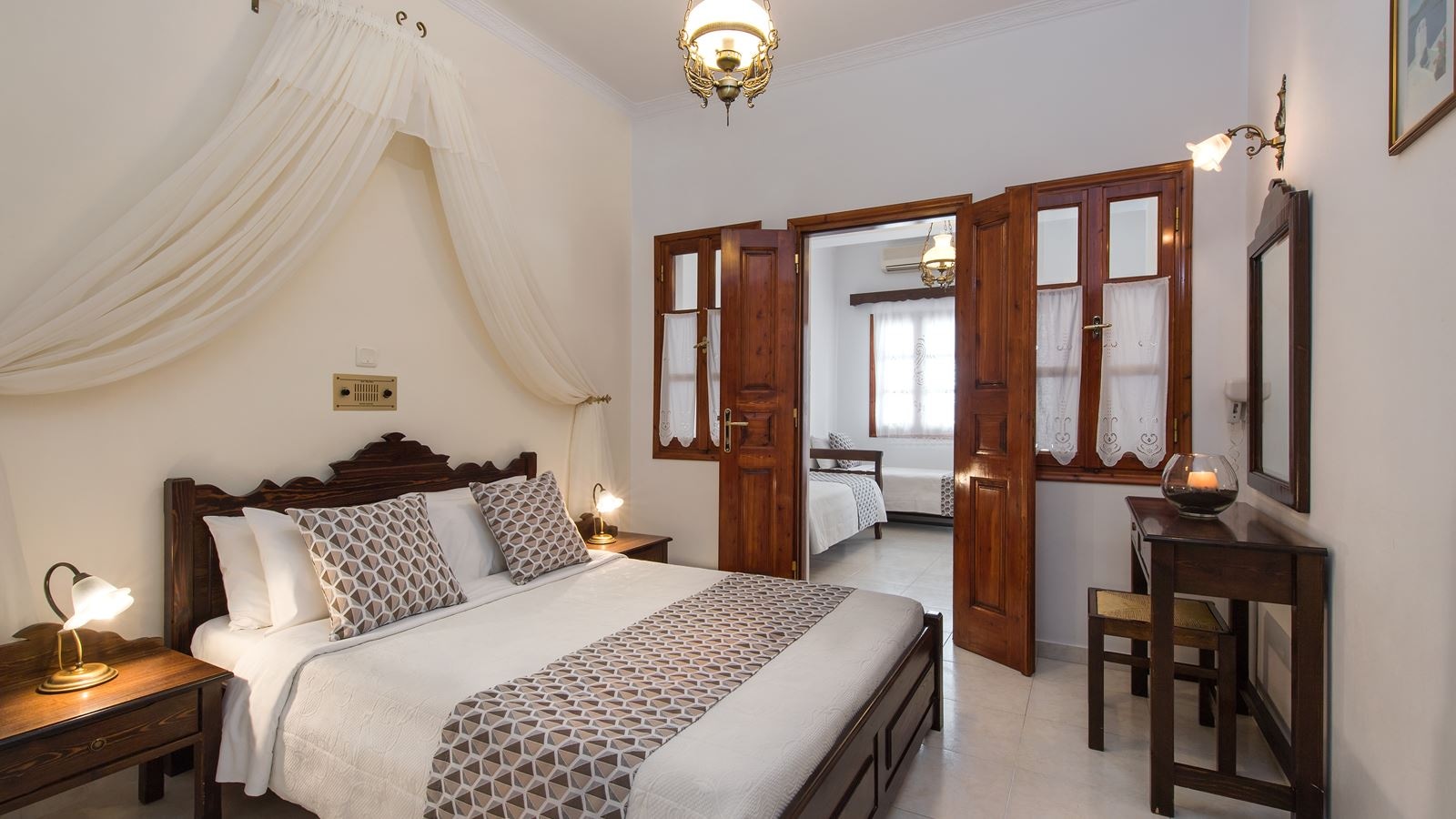 rooms-family-room-standard