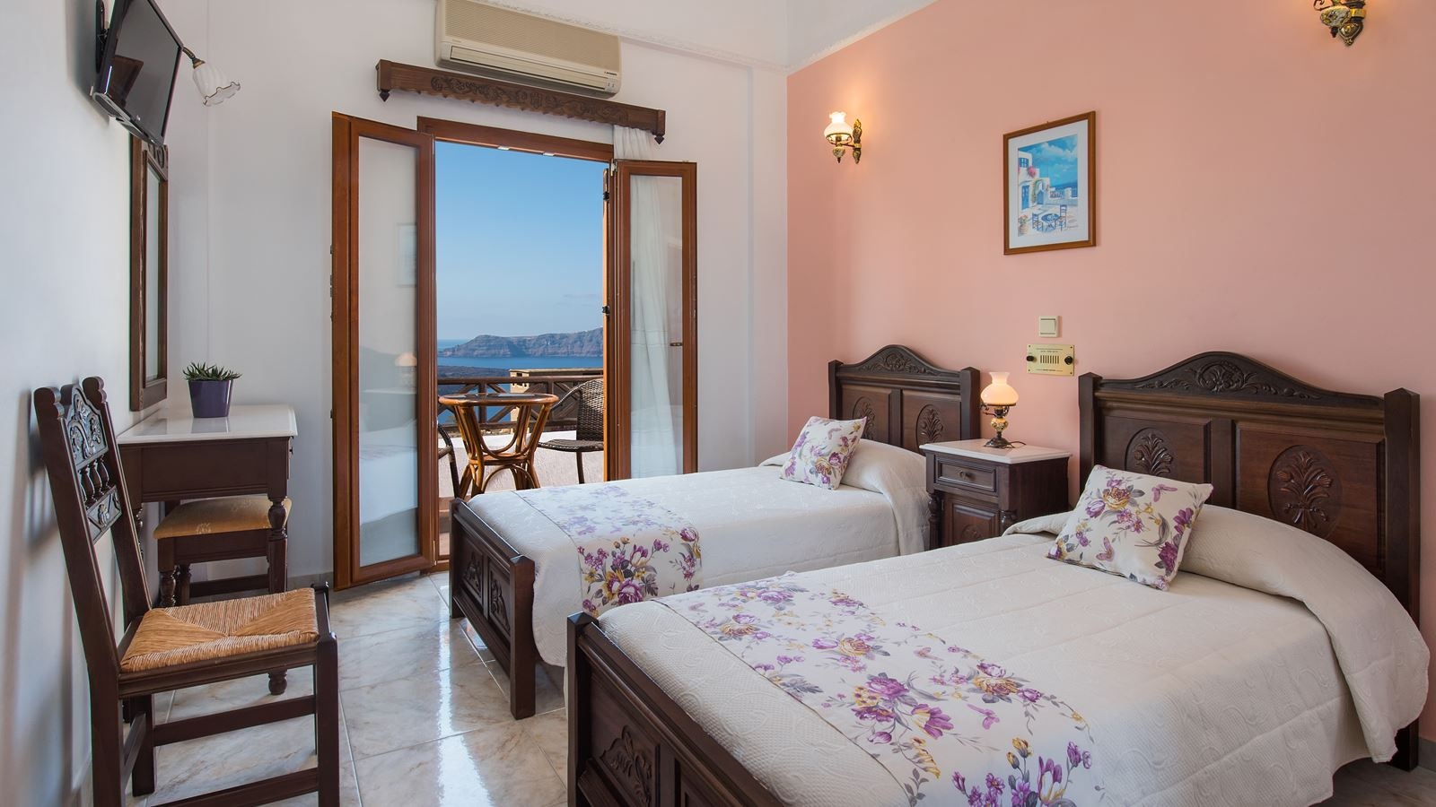 rooms-double-or-twin-with-views