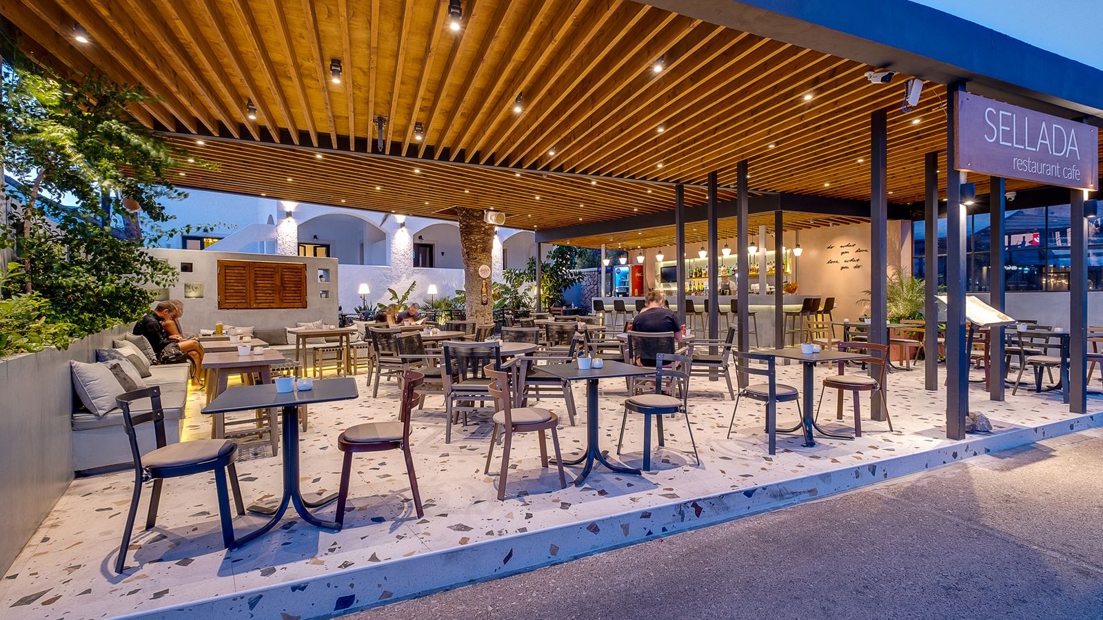 restaurants-restaurants