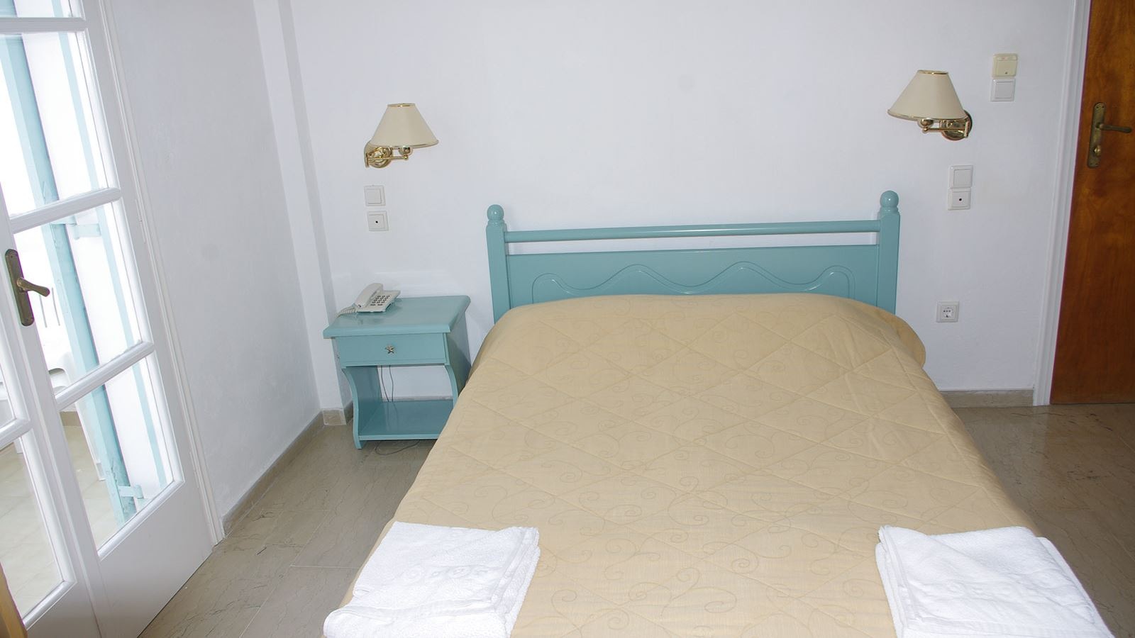 rooms-double-or-twin-standard