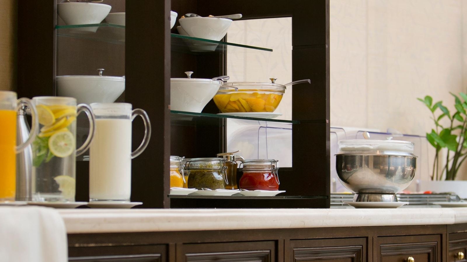 restaurants-restaurants