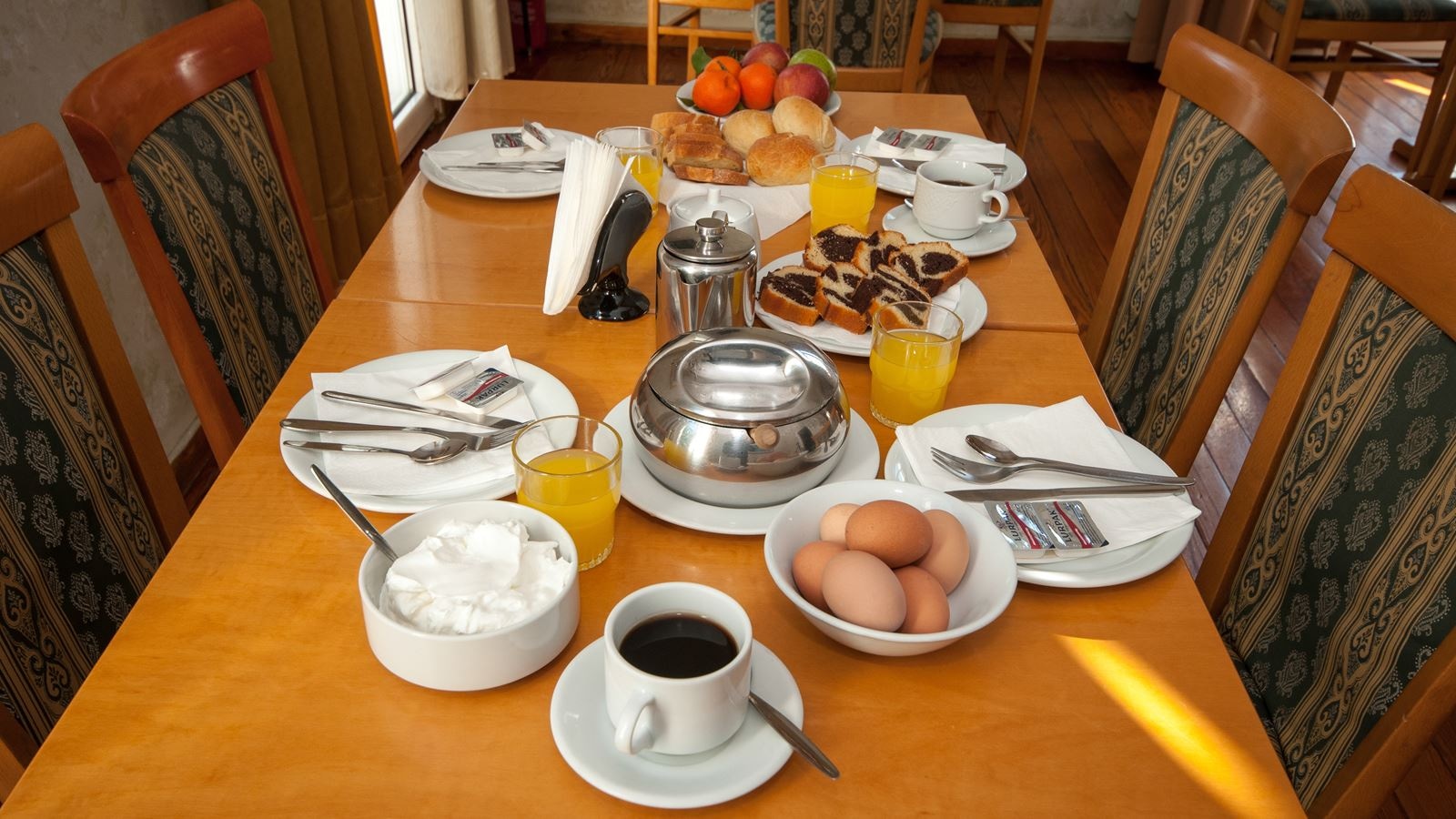 restaurants-restaurants