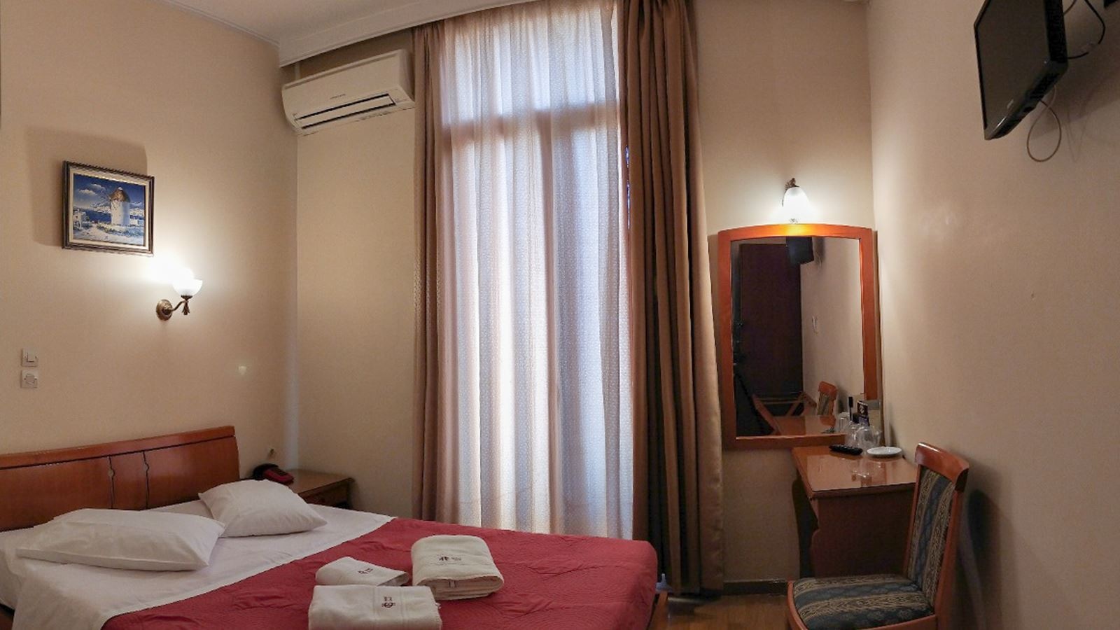 rooms-quadruple-three-beds