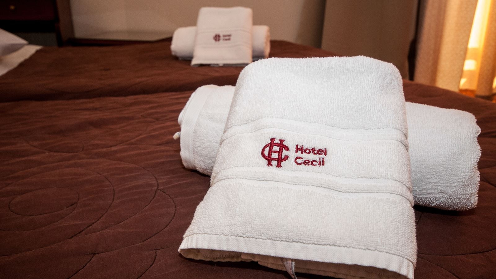 rooms-quadruple-three-beds