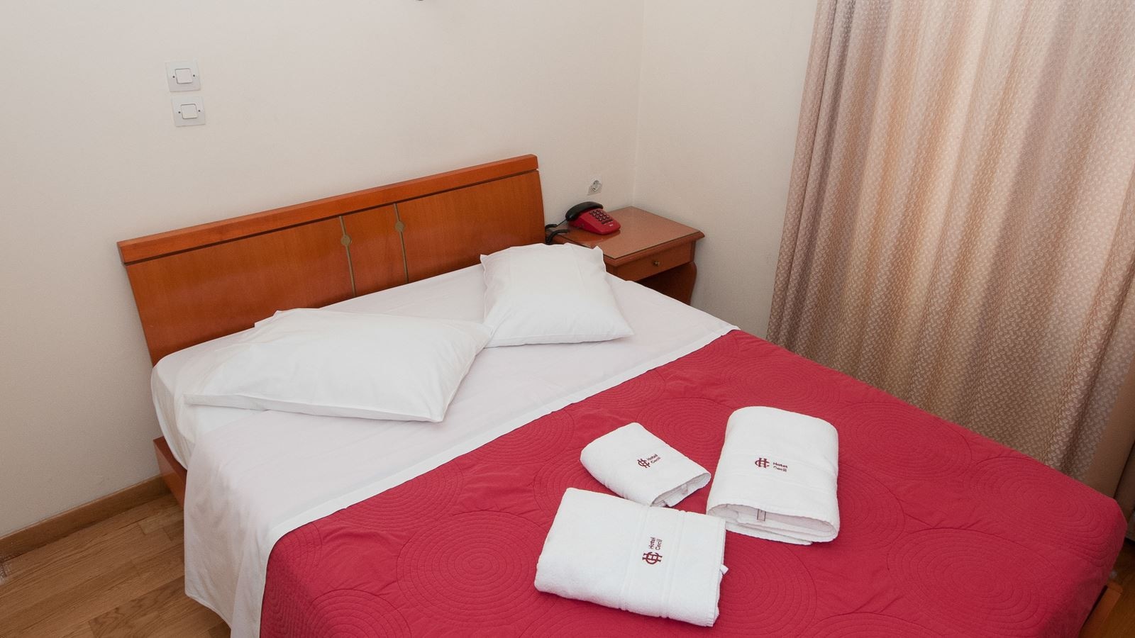 rooms-triple-standard