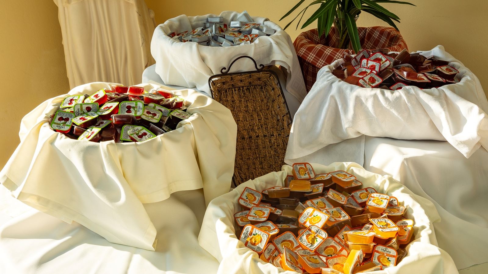 restaurants-restaurants