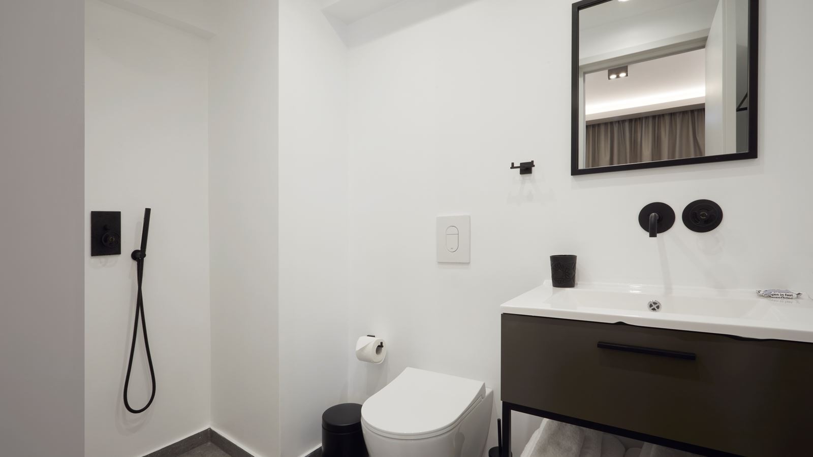 rooms-junior-suite-capacity-2