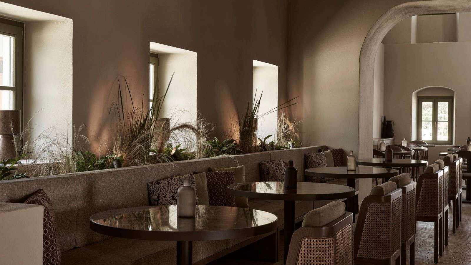 bars-olibar-all-day-bar