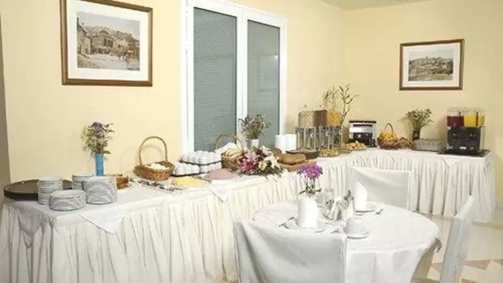 restaurants-restaurants