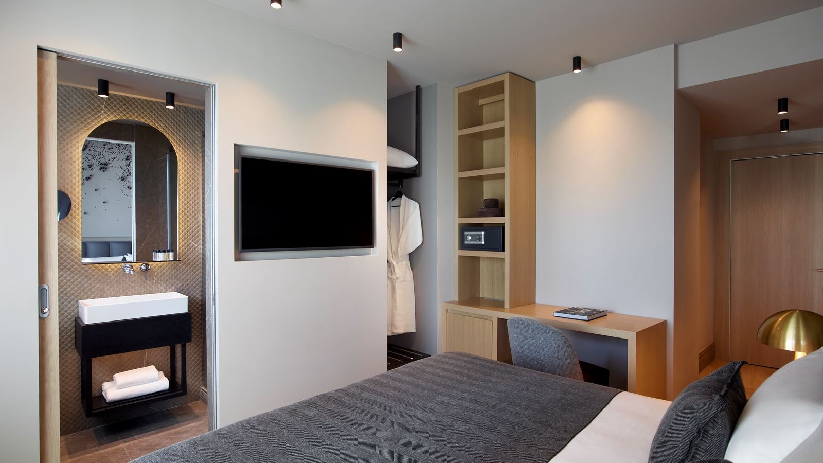 rooms-double-or-twin-classic