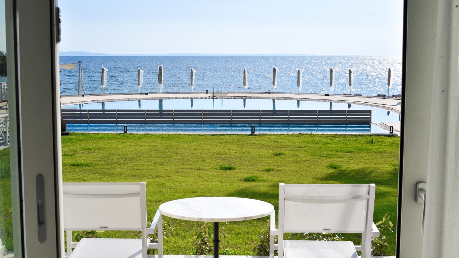 rooms-superior-room-sea-view