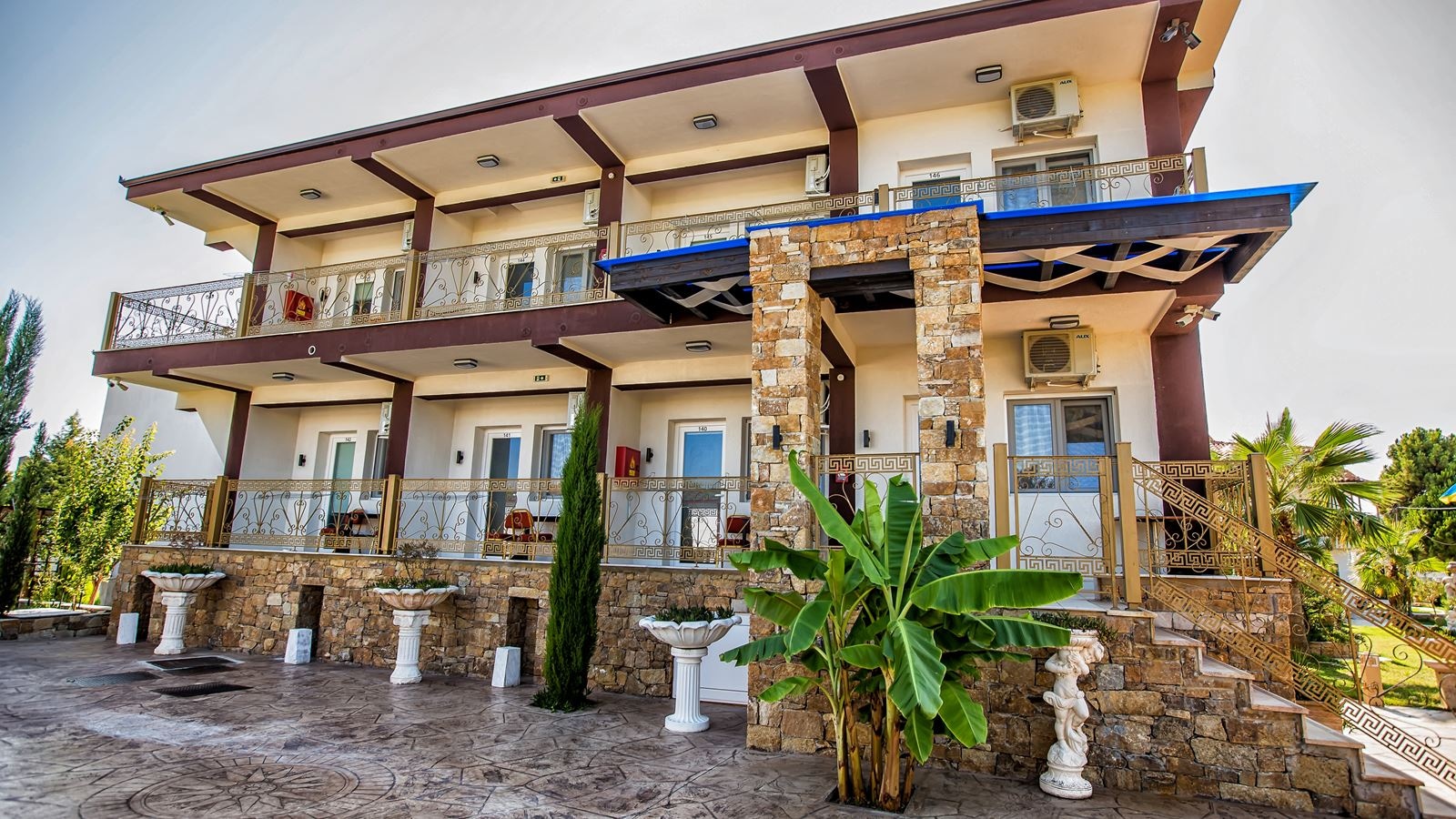 general-main-building