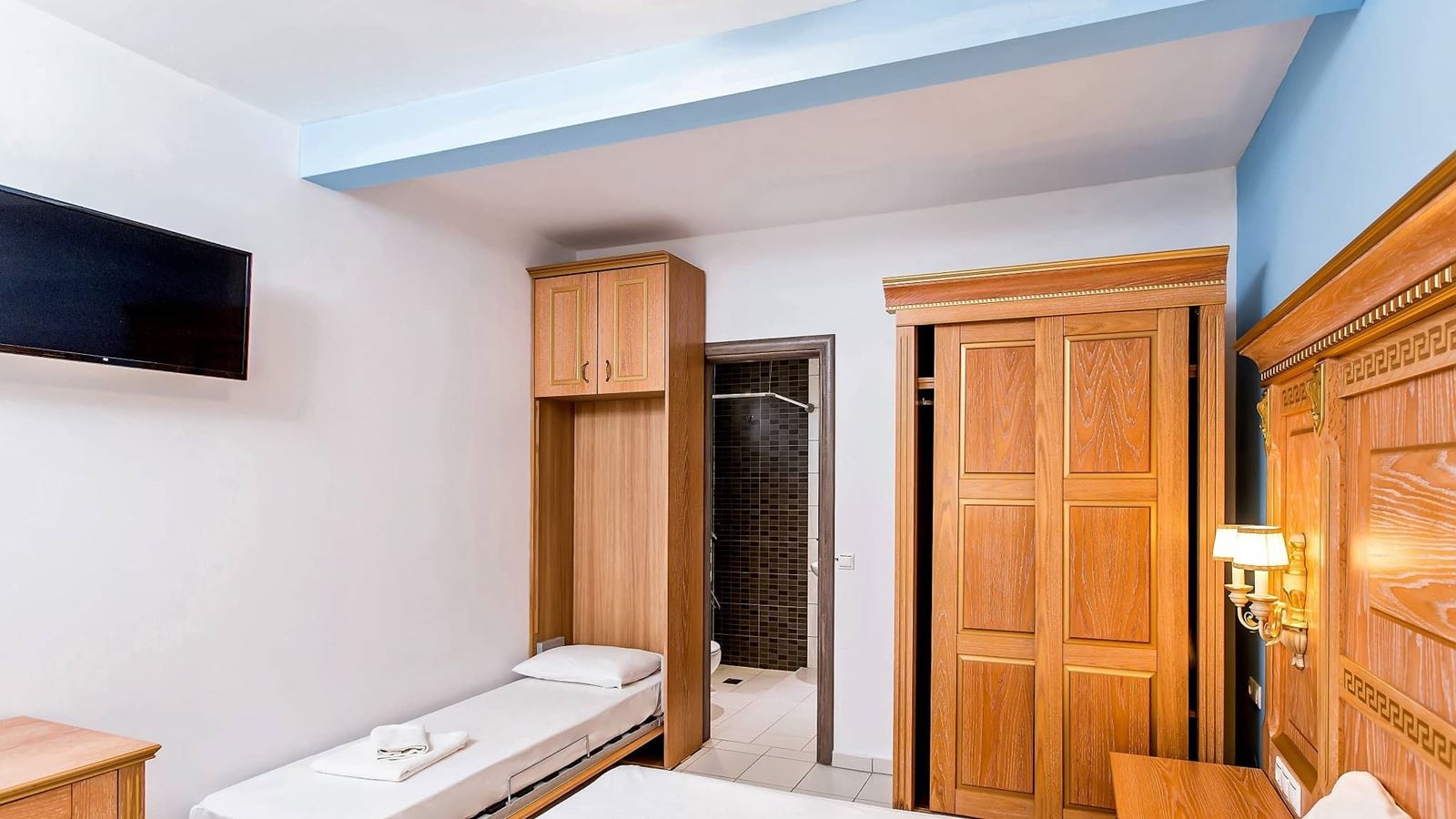 rooms-standard-triple-room