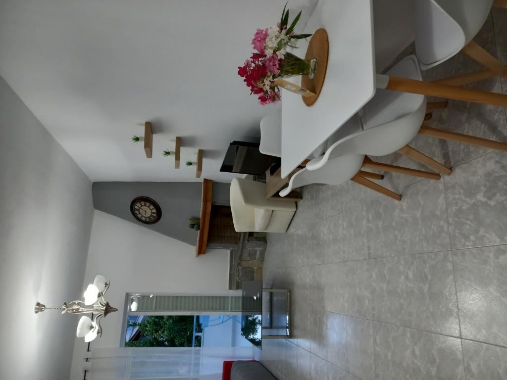 rooms-family-apartment-2-bedrooms-garden-view