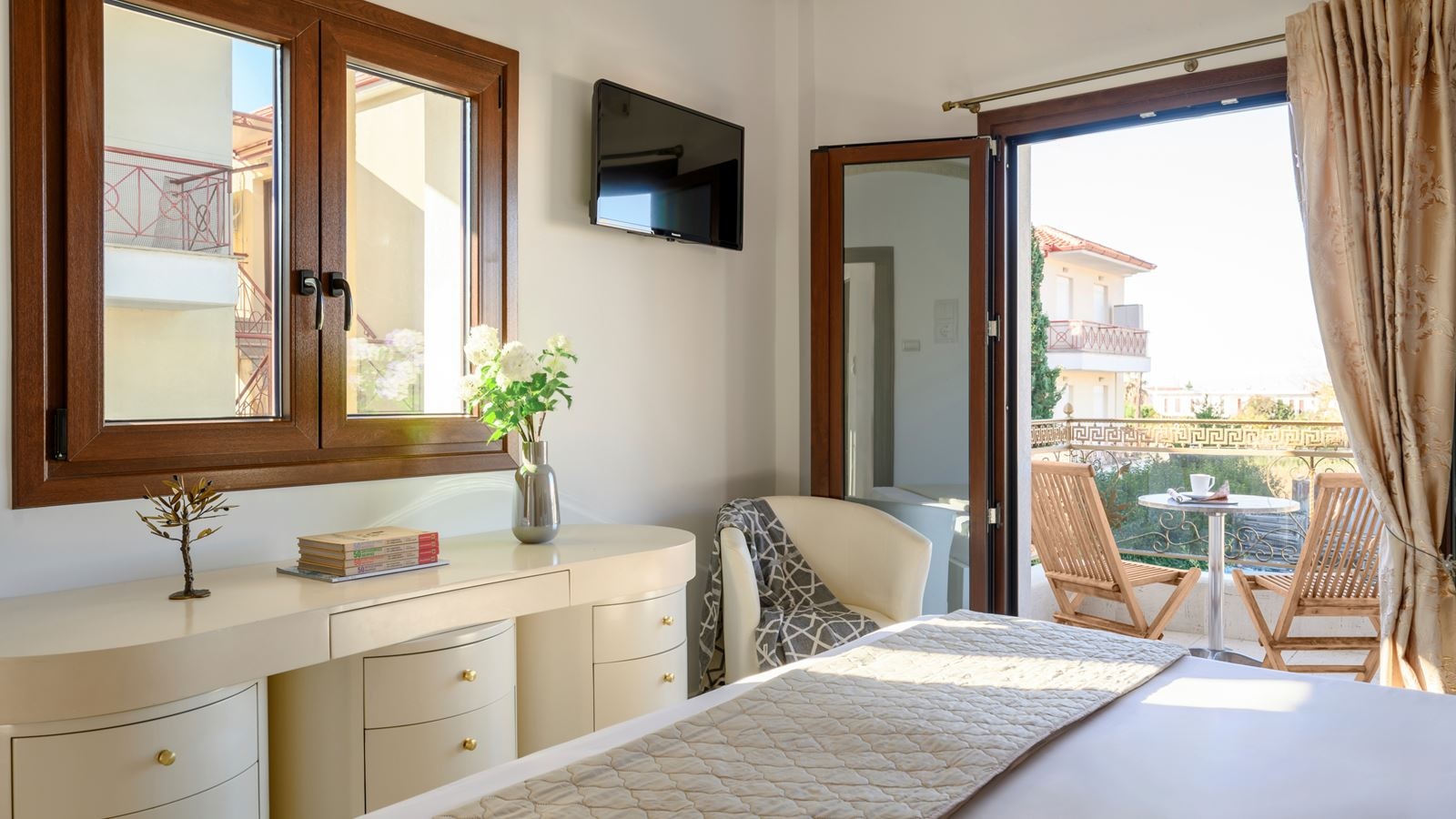 rooms-suite-front-sea-view