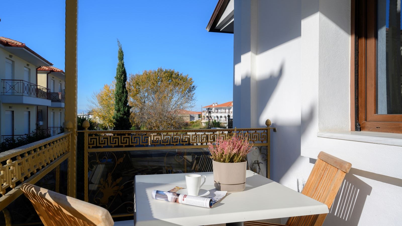 rooms-family-apartment-1-bedroom-garden-view