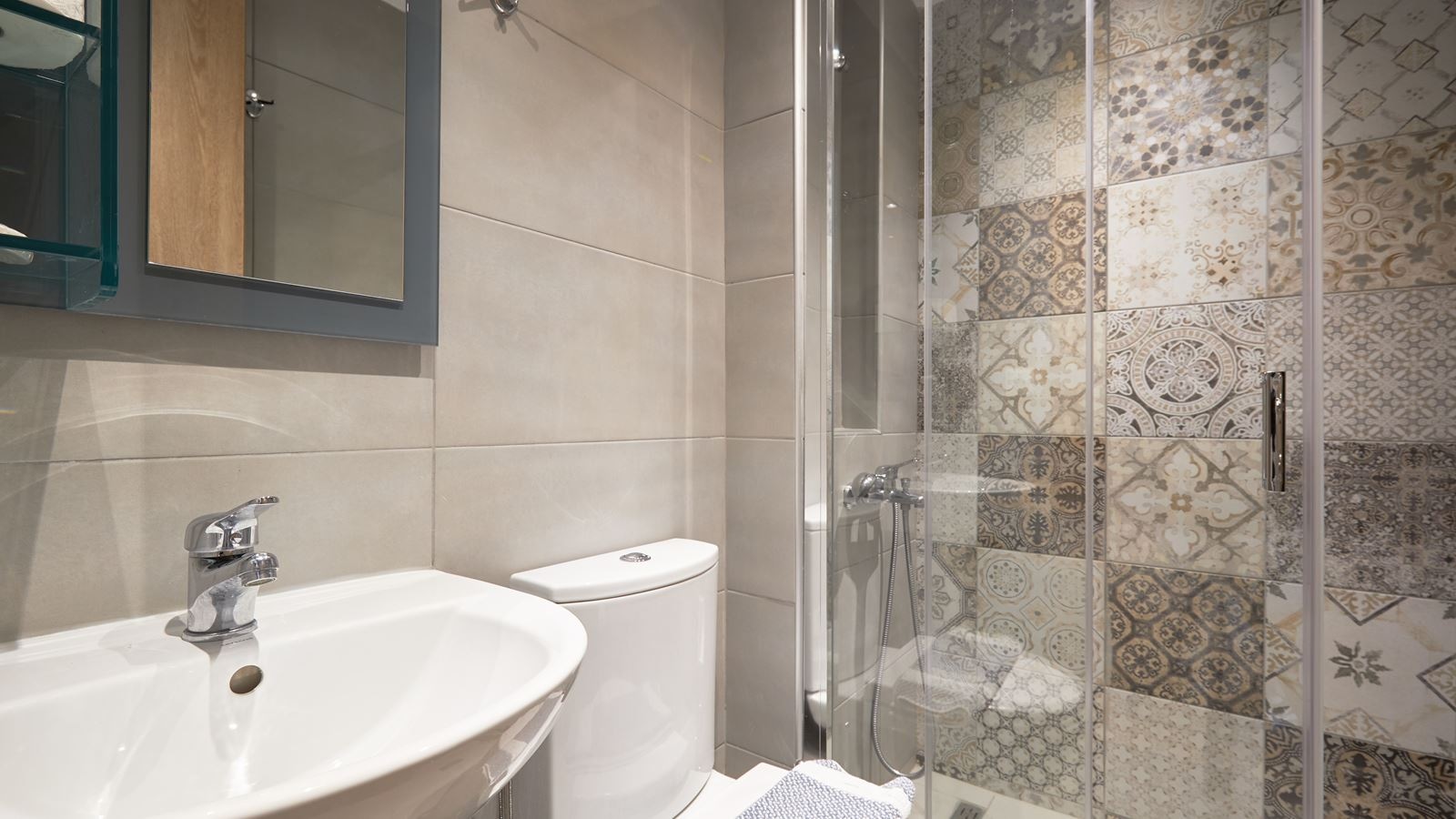 rooms-family-room-standard