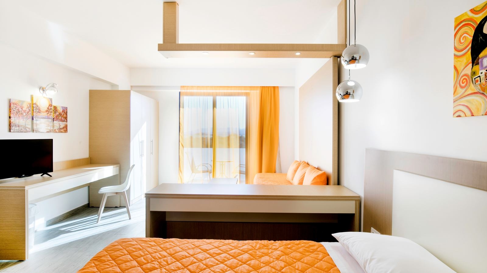 rooms-junior-suite-sideseaview-balcony-or-terrace