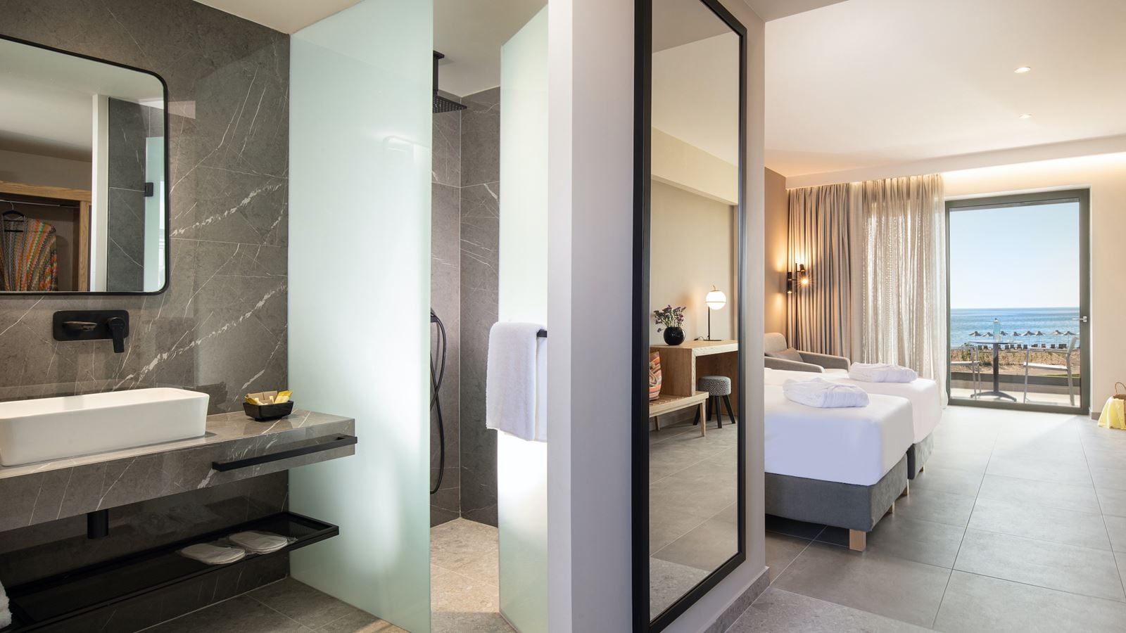 rooms-superior-double-seafront