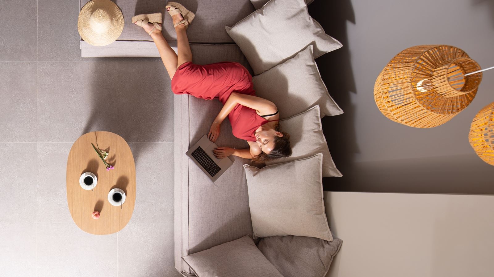 rooms-loft-suite-side-sea-view