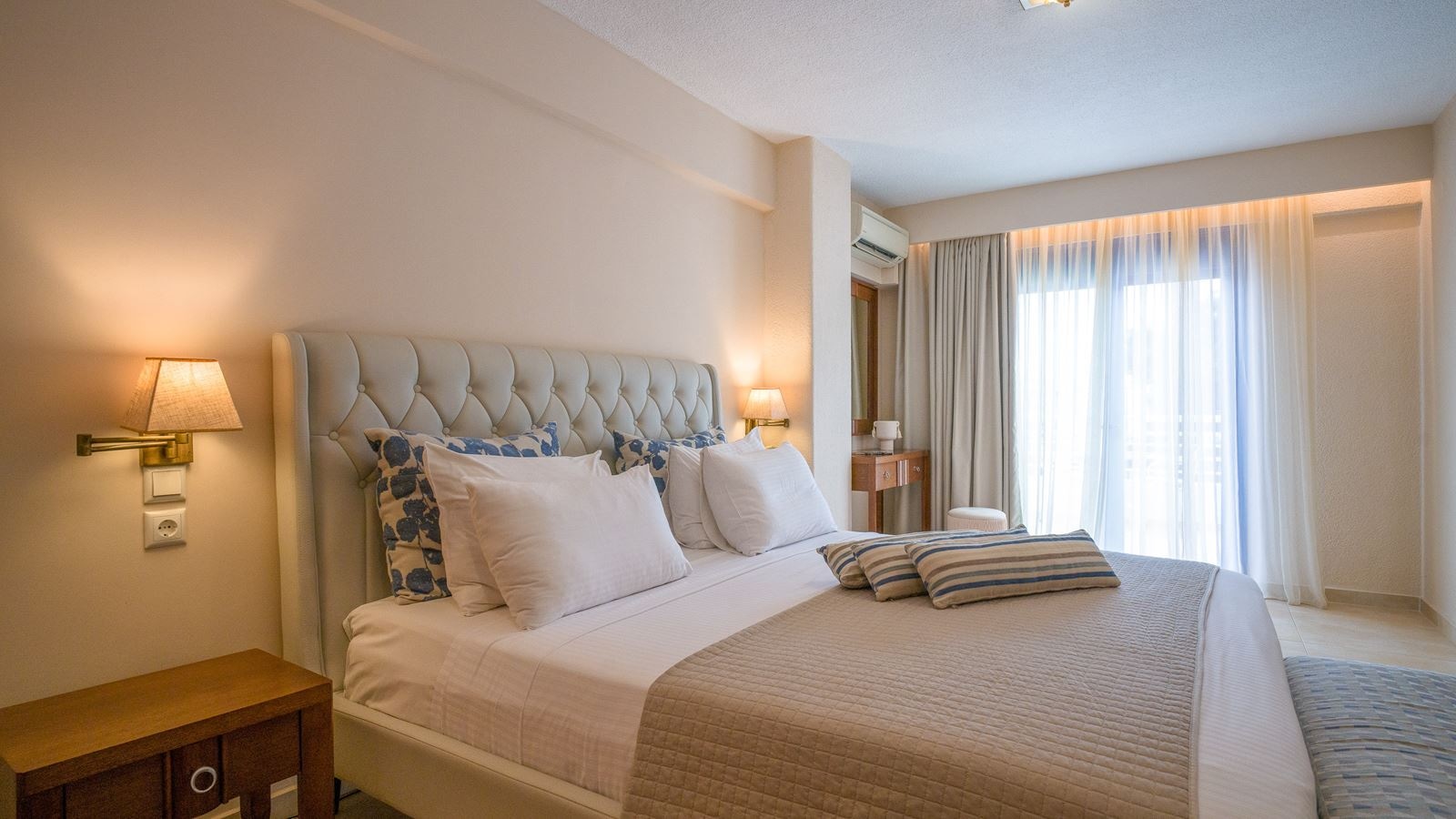 rooms-single-standard-room