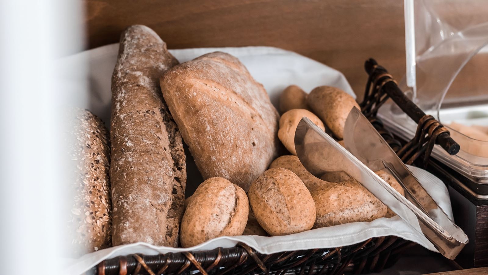 restaurants-breakfast-area