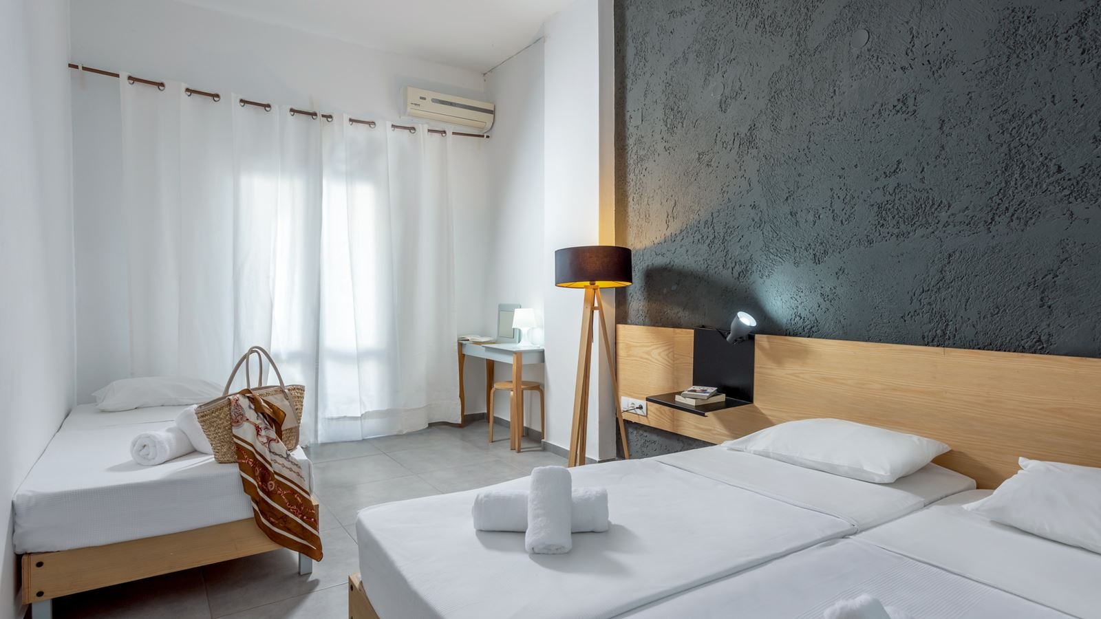 rooms-room-standard-triple