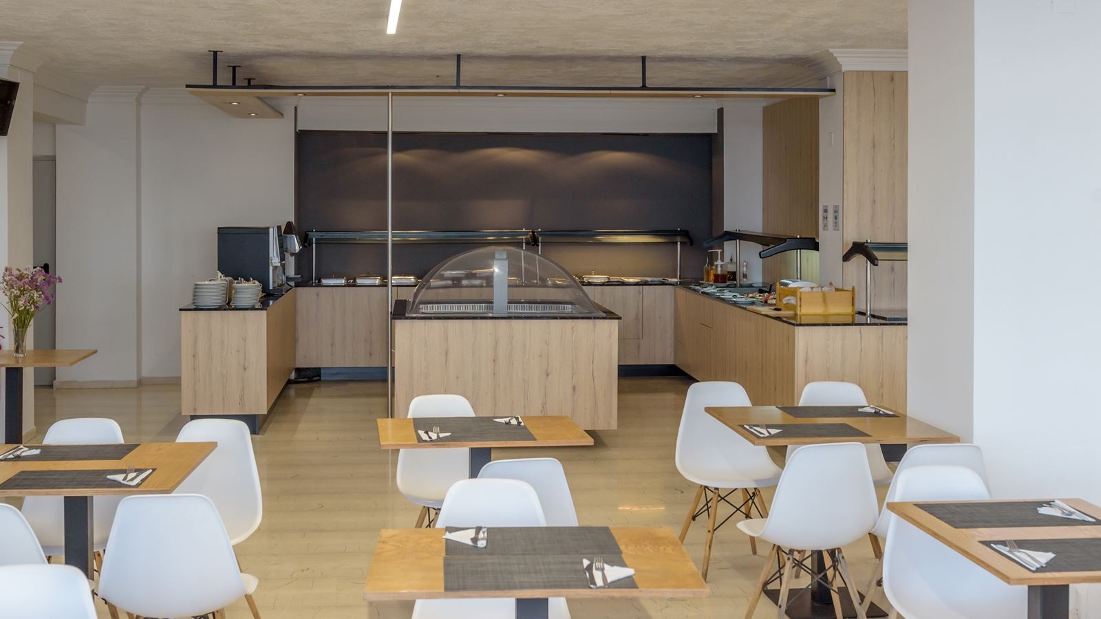 restaurants-main-restaurant