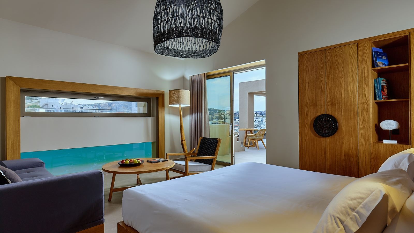 rooms-emerald-vip-suite-plunge-pool-sea-view