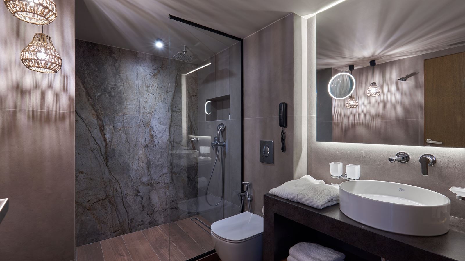 rooms-black-pearl-maisonette-plunge-pool-mountain-view