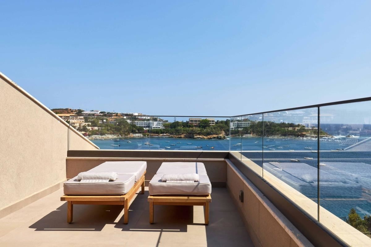 rooms-moonstone-suite-sea-view-no-plunge-pool