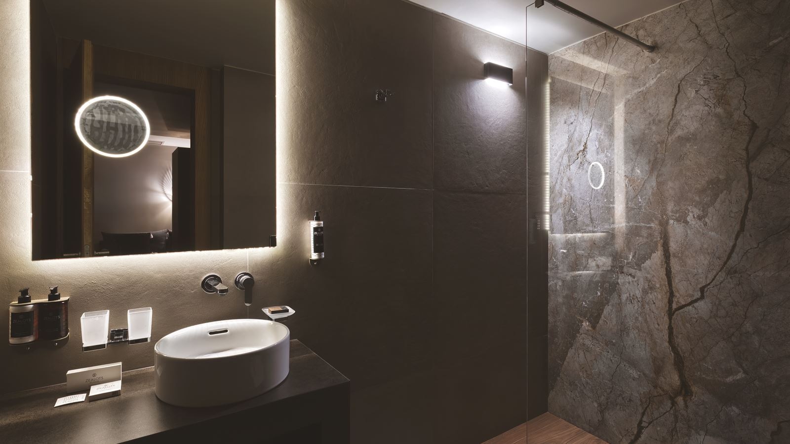 rooms-moonstone-suite-sea-view-no-plunge-pool