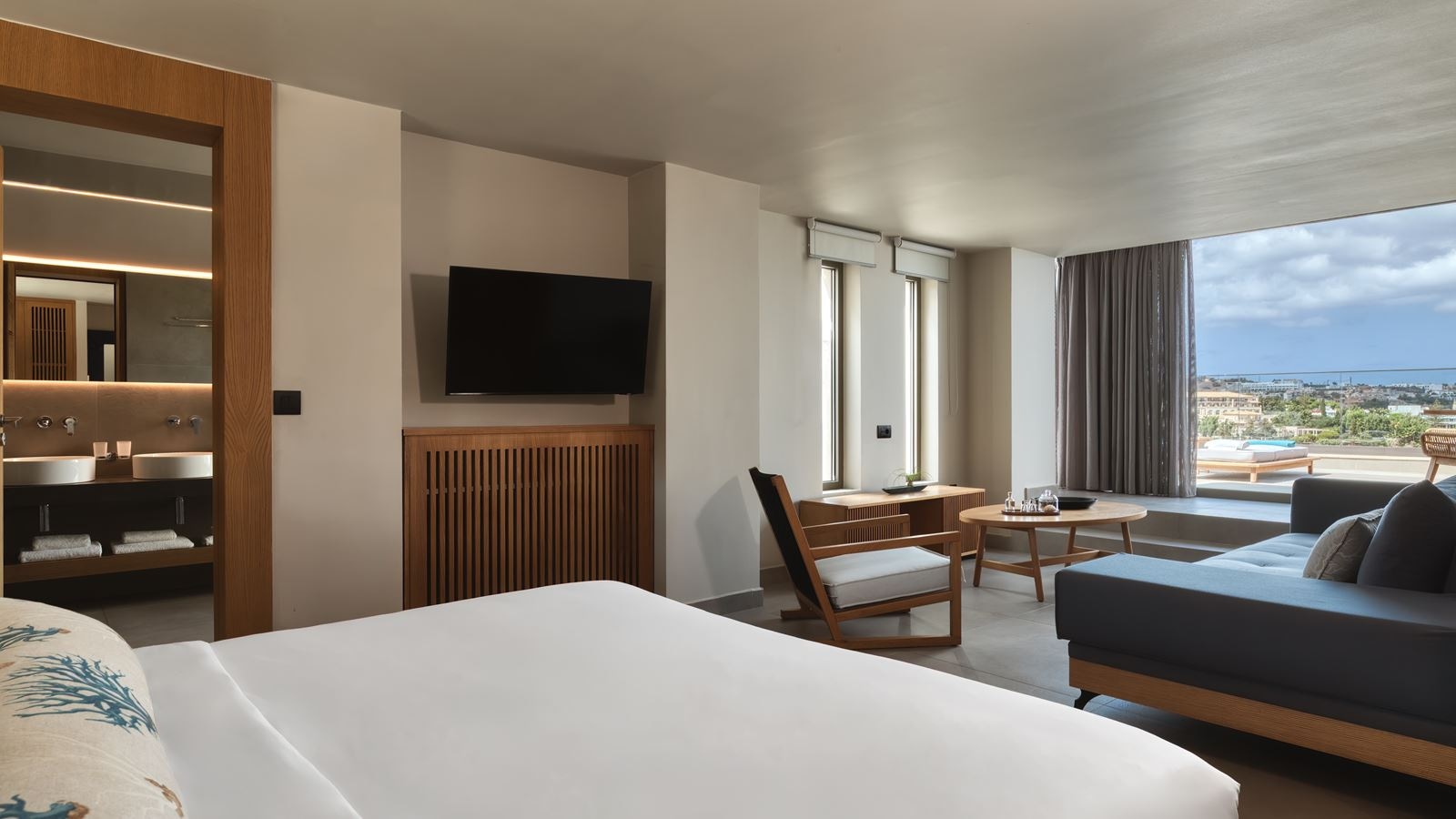 rooms-sapphire-vip-suite-plunge-pool-sea-view