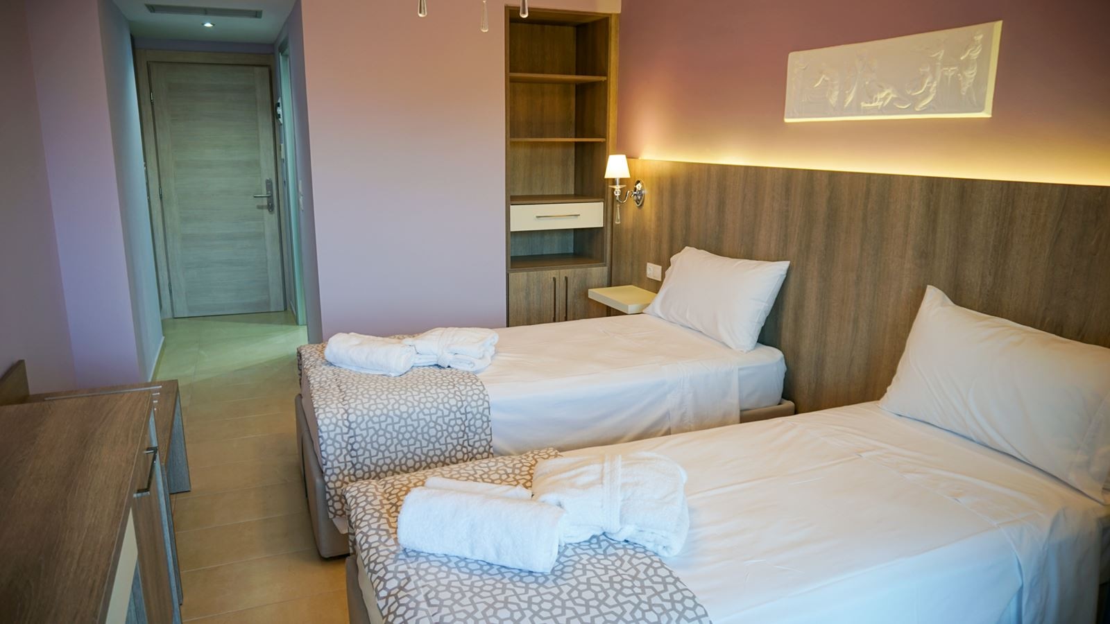 rooms-standard-triple