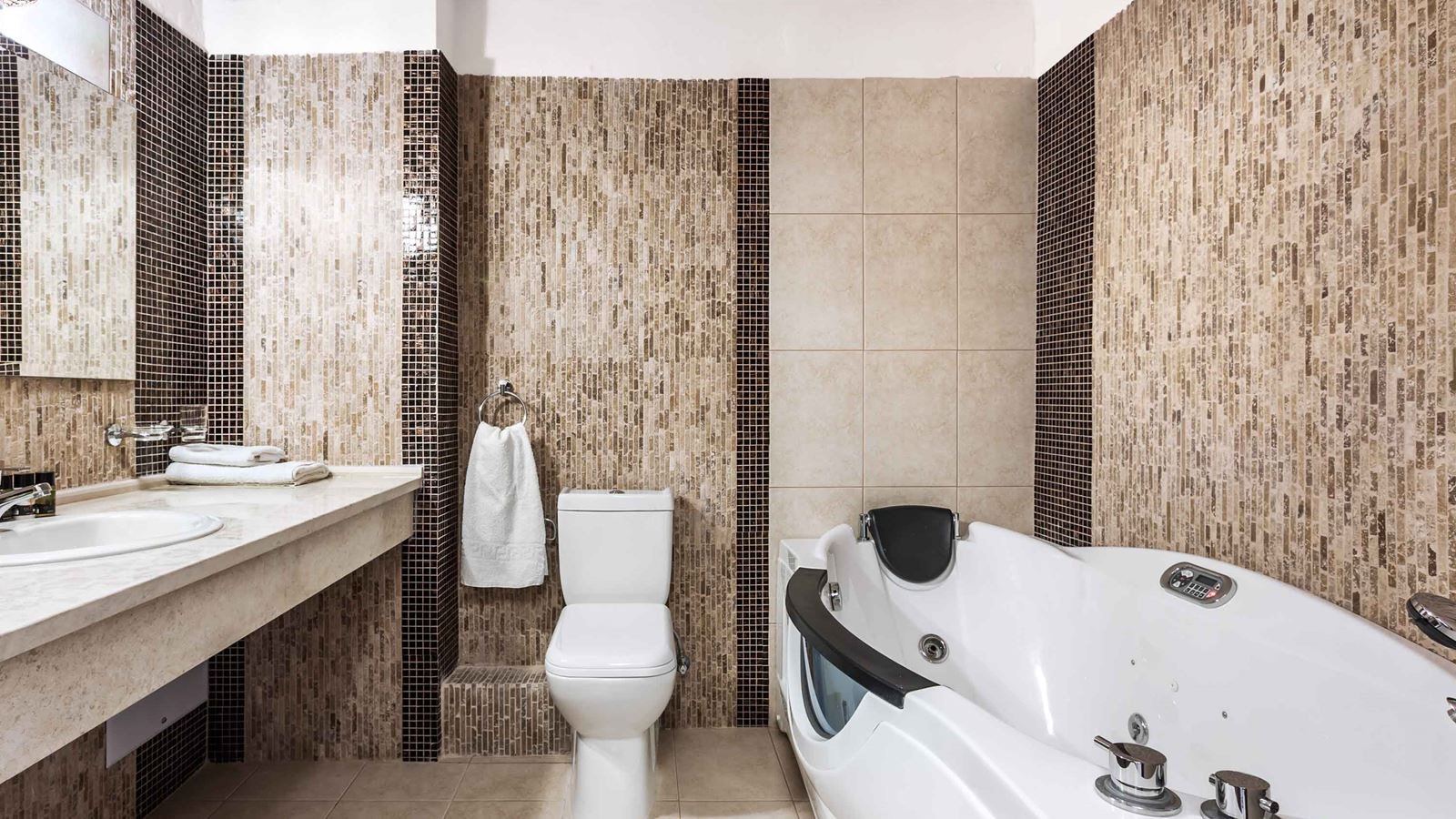 rooms-pigadi-|-junior-suite