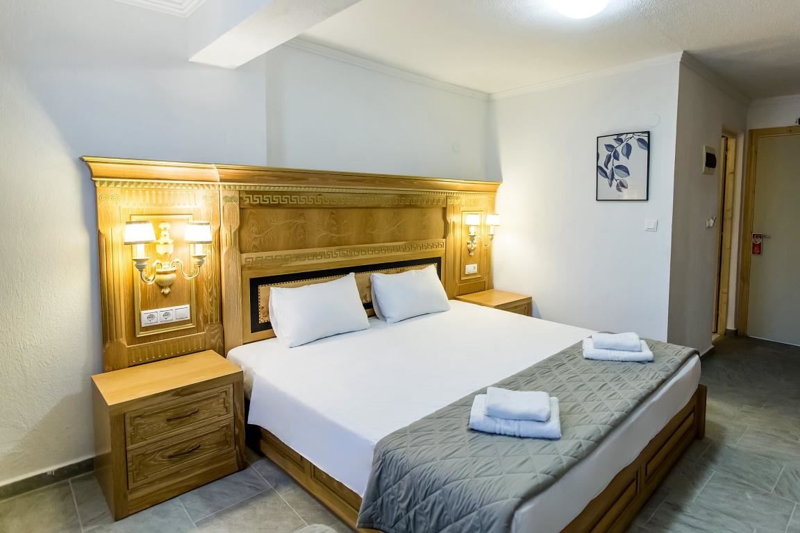 rooms-economy-triple-room